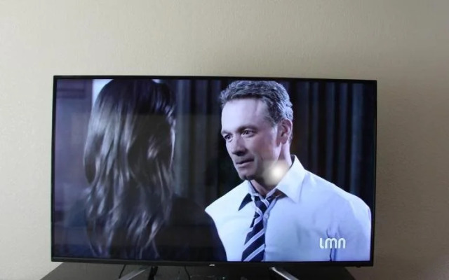 Westbridge Inn & Suites