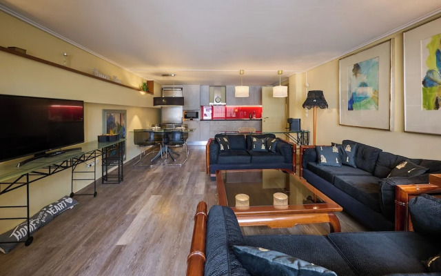2BR Oasis South Riviera Stay MK