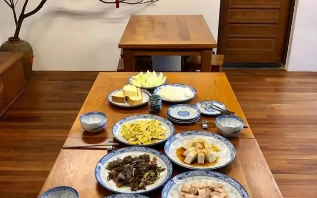 Chang House