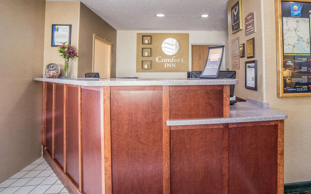 Yellowstone River Inn & Suites