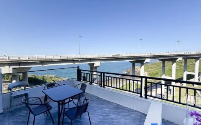 Ruo Ju Seaview Homestay (Pingtan's Most Beautiful Circular Road North Port Store) – Balcony – Fuzhou