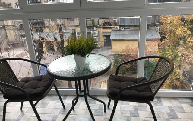 New luxury Apartment in the Center on Konstitution Square