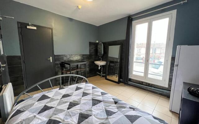 07 - Chambre proche Paris et Transports avec TV WIFI