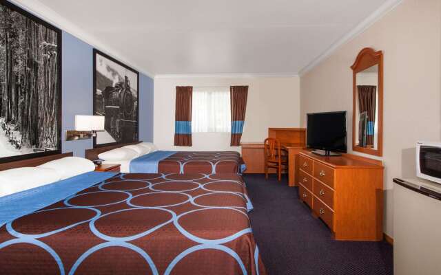 Super 8 By Wyndham Willits