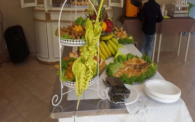Hotel Raphael