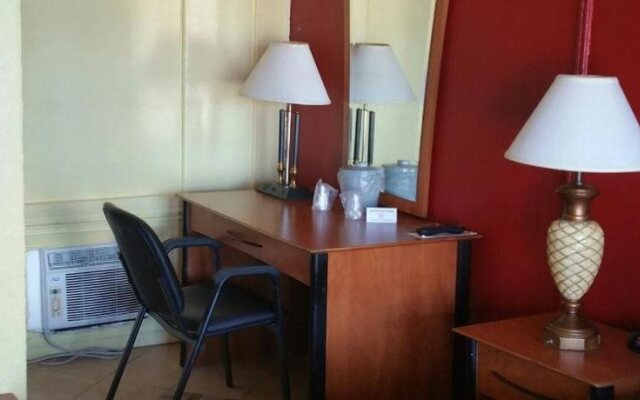 Palms Inn