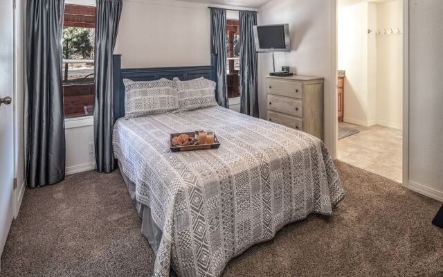 Eagle Creek Complex by Vtrips