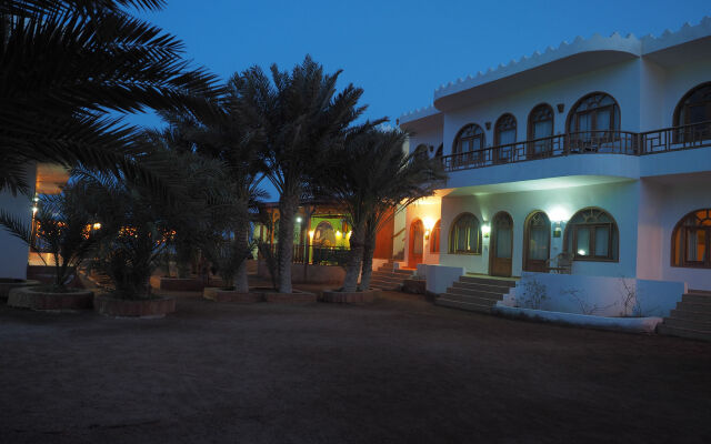 Shams Hotel & Dive Centre