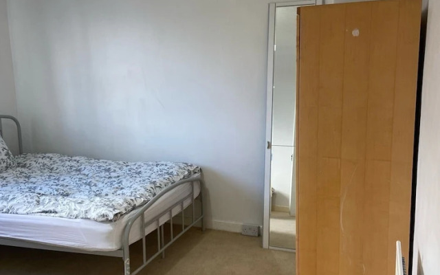 Newcastle Tranquil Terrace Retreat