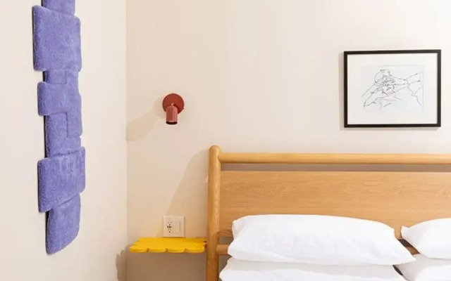 YOWIE (Hotel & Shop)