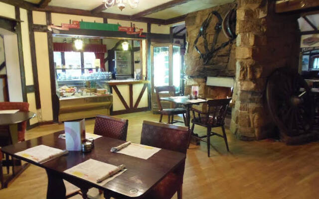 Potters Inn