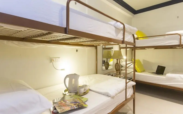 ZEN Hostel The Bed Station