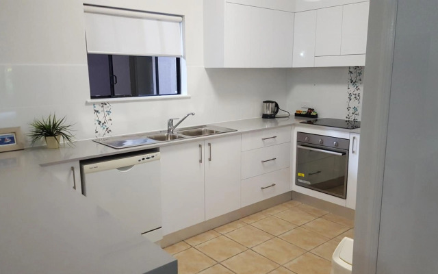 Nautilus Holiday Apartments