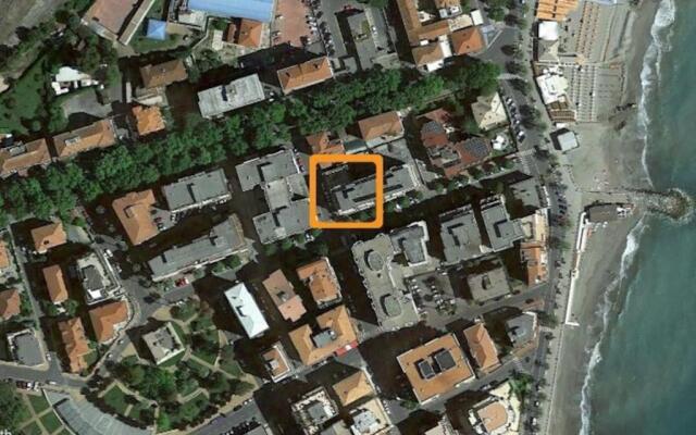 Ampio appartamento per 9 persone a pochi passi dal mare