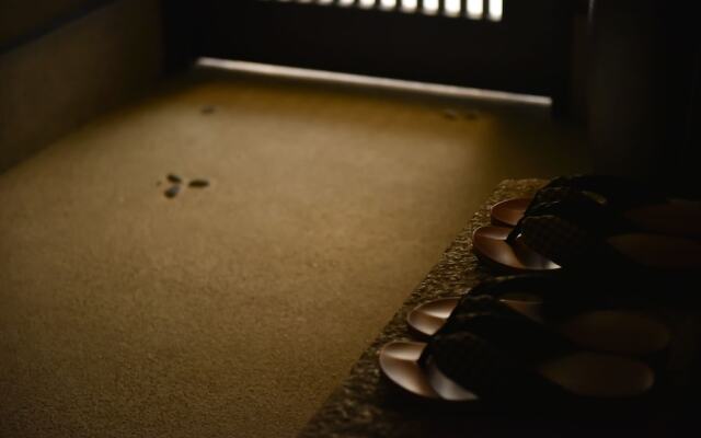 Rinn Premium Koki East