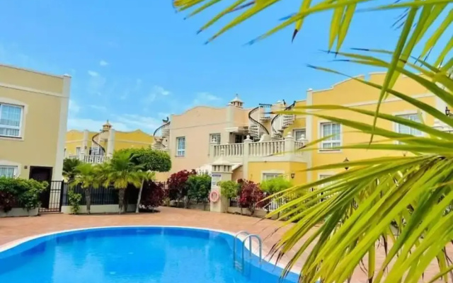Enjoy 1 BR Palm Mar Next to Pool
