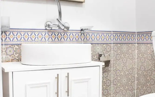 Cosy & Modern old city 3BR by Ahlan Hospitality