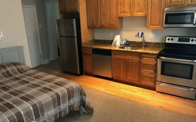 1131 D Street Suites