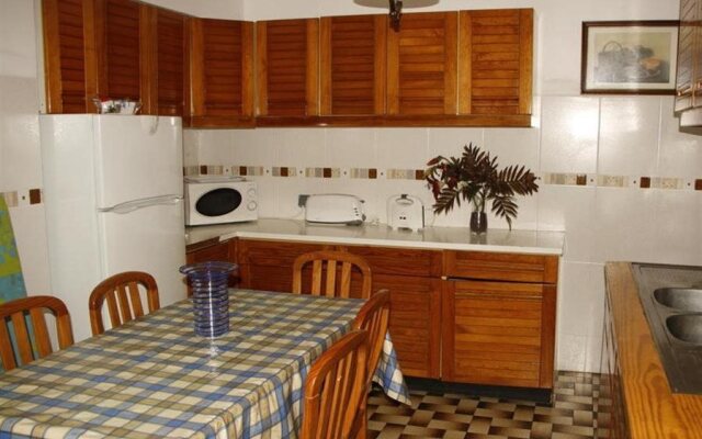 Casa De Hospedes Isaias