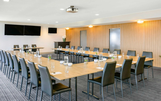 Mantra Melbourne Melton