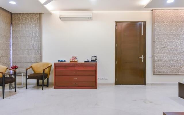 Royal Residence Cyber City