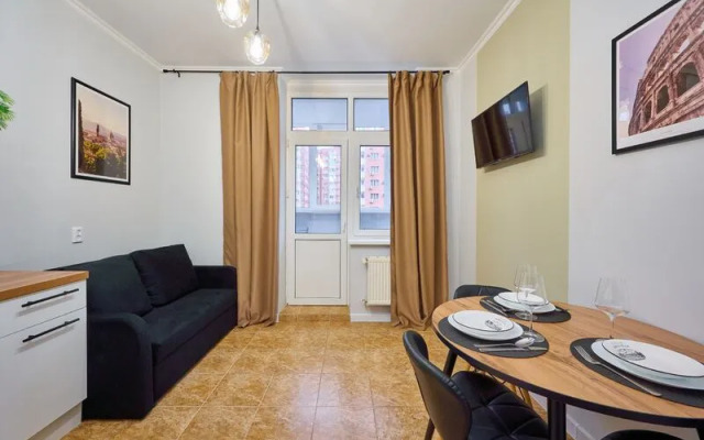 Йо Плейс на улице Восточно-Кругликовская, д. 22/3