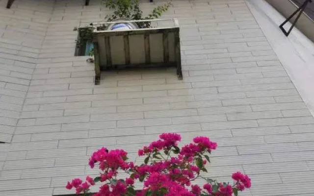 Jiangbin Apartment Hotel