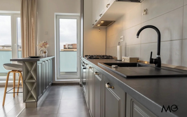 MoHost Dynamic - Modern 2BR Apartment