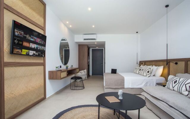 Vanik Suites