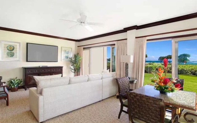 Waipouli Beach Resort G101 by RedAwning