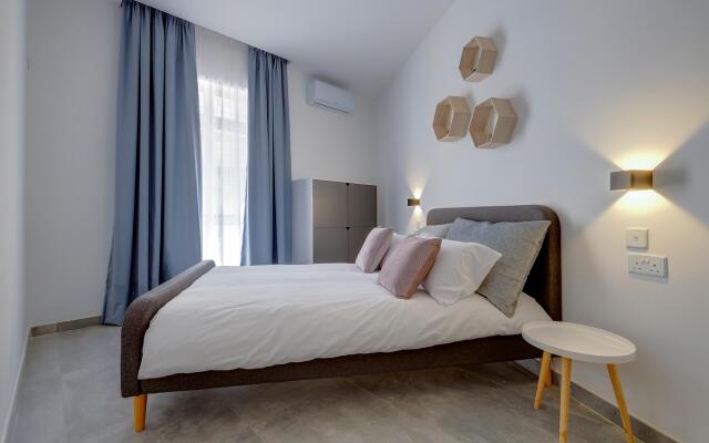 Perfect Location Modern 2BR Apartment