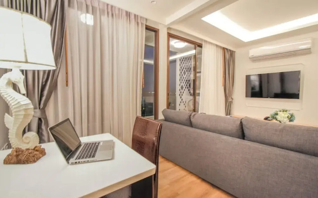 The Aristo Beach Resort Surin