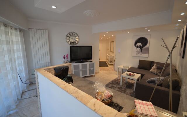 Elegant one-bedroom flat MarieAntoinette