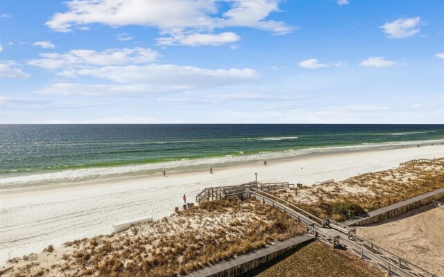 Shoreline Towers 1063 2 Bedroom Condo by RedAwning