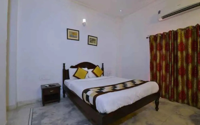 Shiv Vilas Hotel