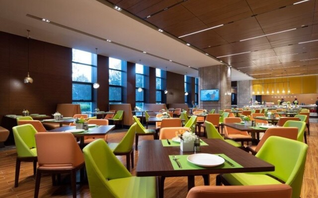 Hampton by Hilton  Xining Kunlun Road