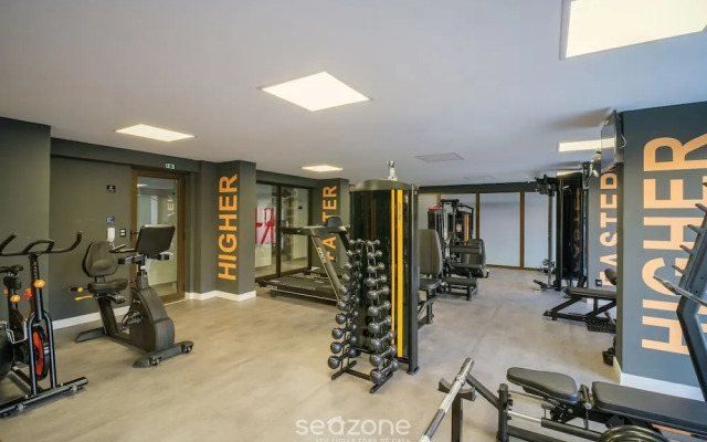 Units in Building With Swimming Pool in Barra-ssa - EUB