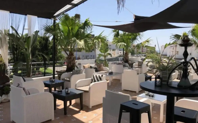 Apartamentos Natura World