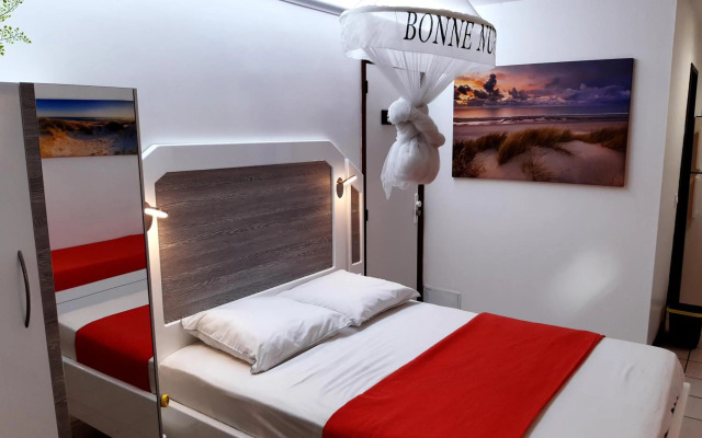 Studio Climatisé - Piscine-Plage - 2 à 3 personnes