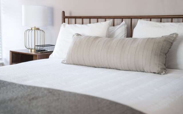 The Victorian Inn Blowing Rock