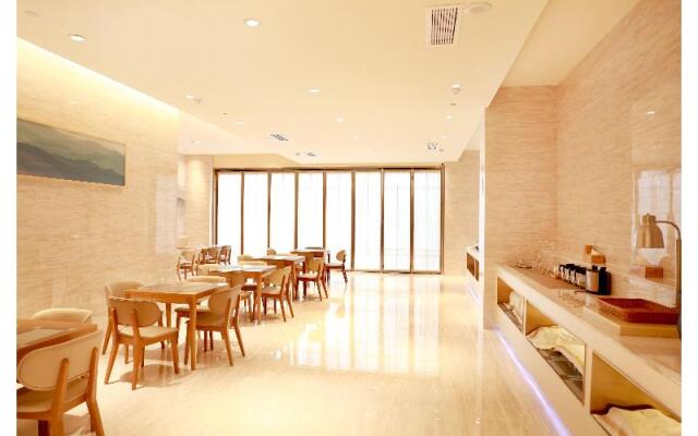 Ji Hotel (Deqing Yuyingfang)