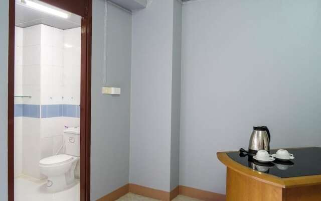 RoomQuest SPS Hotel and Residence