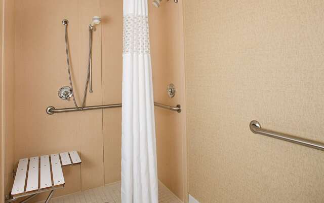 Hampton Inn Long Island/Islandia