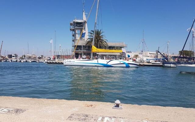 Studio Port Camargue Bord de Mer