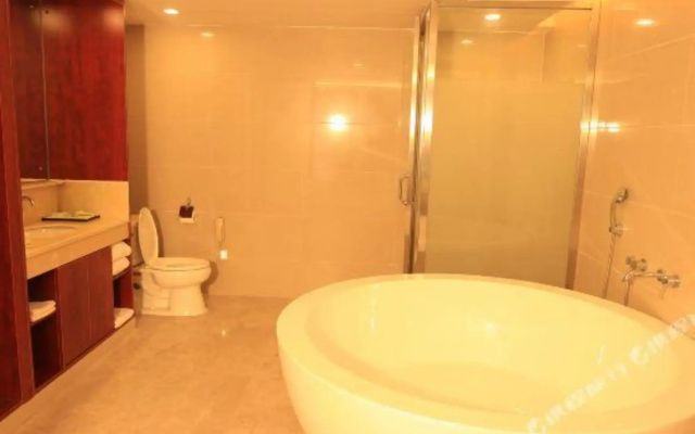 Huang Longshun Hotel