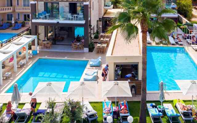 Airis Boutique & Suites