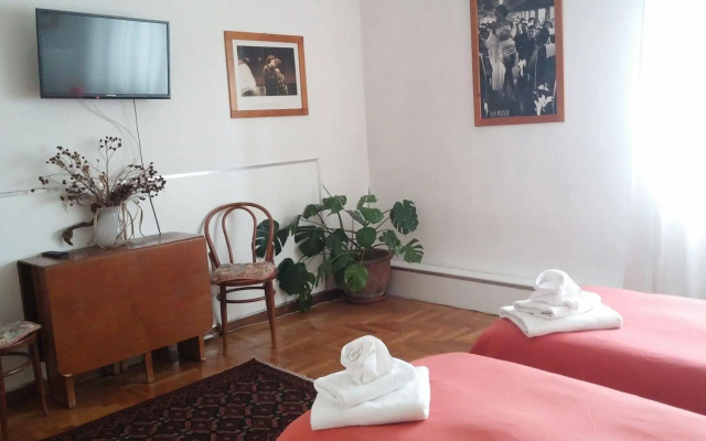 Venice Treviso Airport Bed