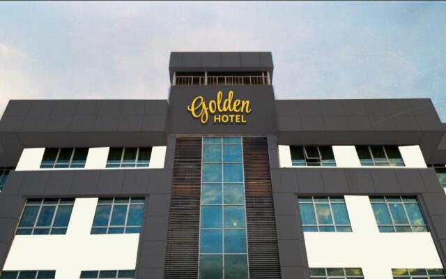 Golden Hotel