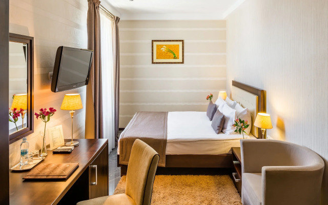 Taurus Hotel & SPA