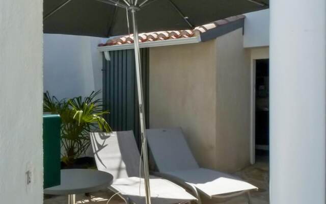 House With one Bedroom in Saint-gilles-croix-de-vie, With Furnished Te